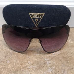 Guess Sunglasses- good condition!